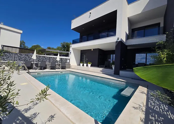 Vila L'amore - *